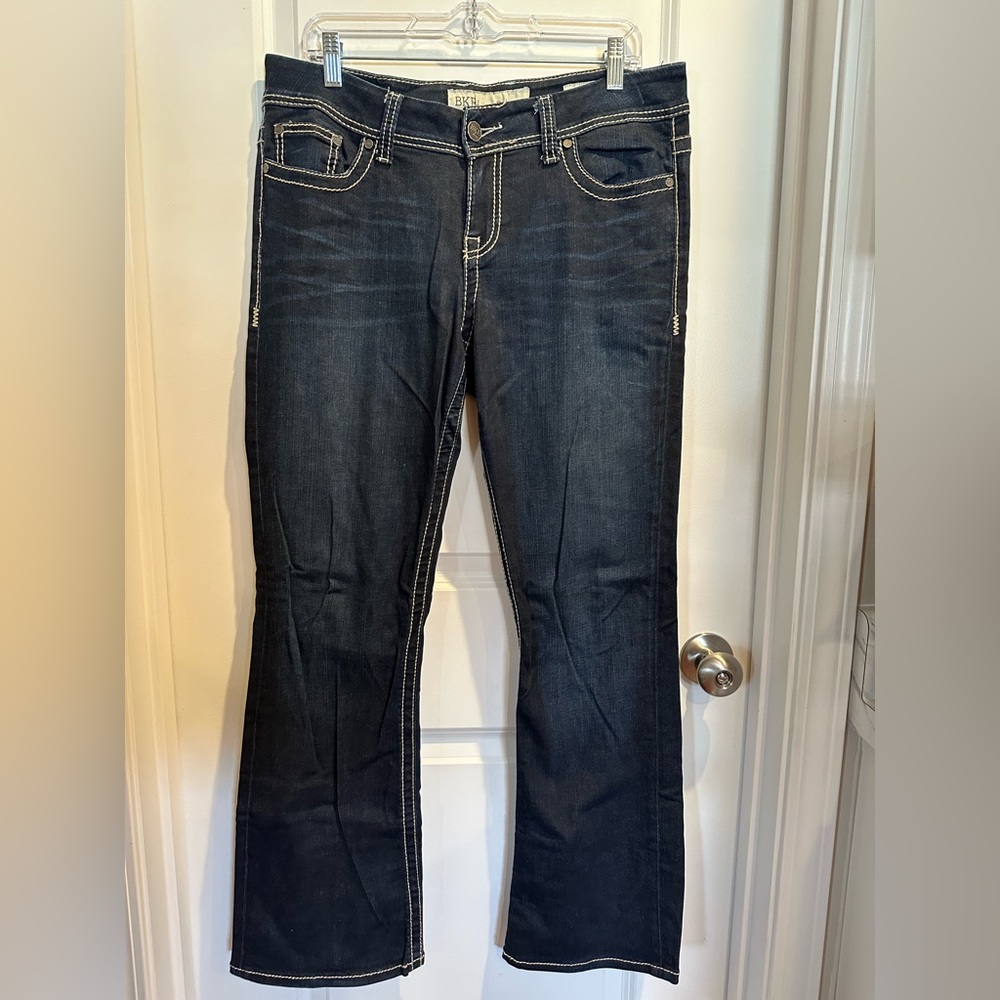 Buckle BKE Dakota Jean. VGUC.  SIZE 30.